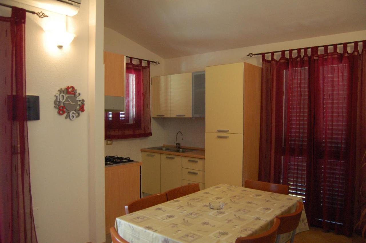 Apartament Via Costantino Budoni Zewnętrze zdjęcie