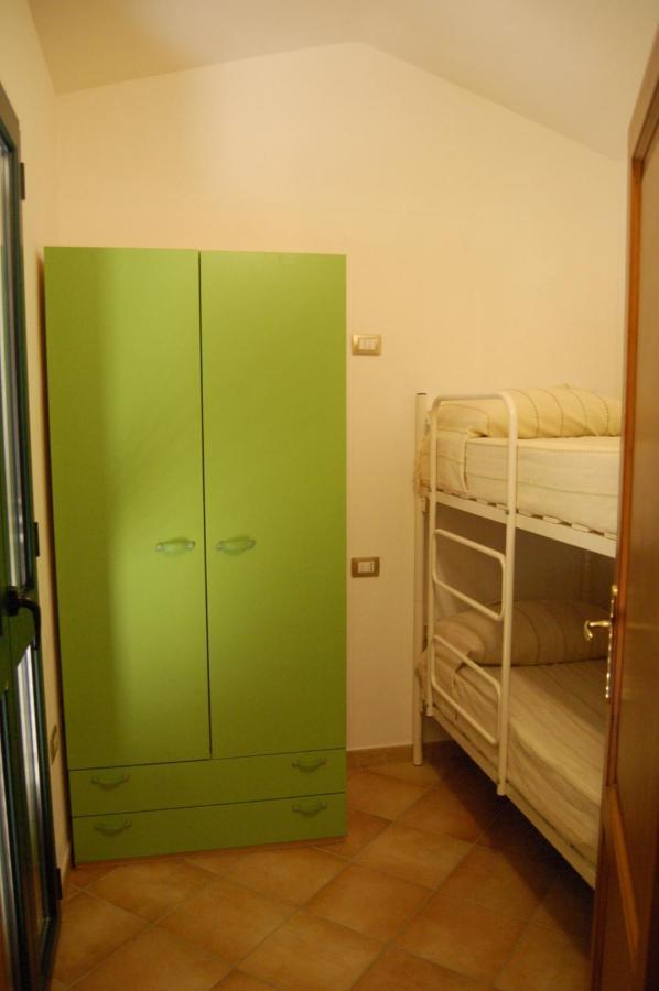 Apartament Via Costantino Budoni Zewnętrze zdjęcie