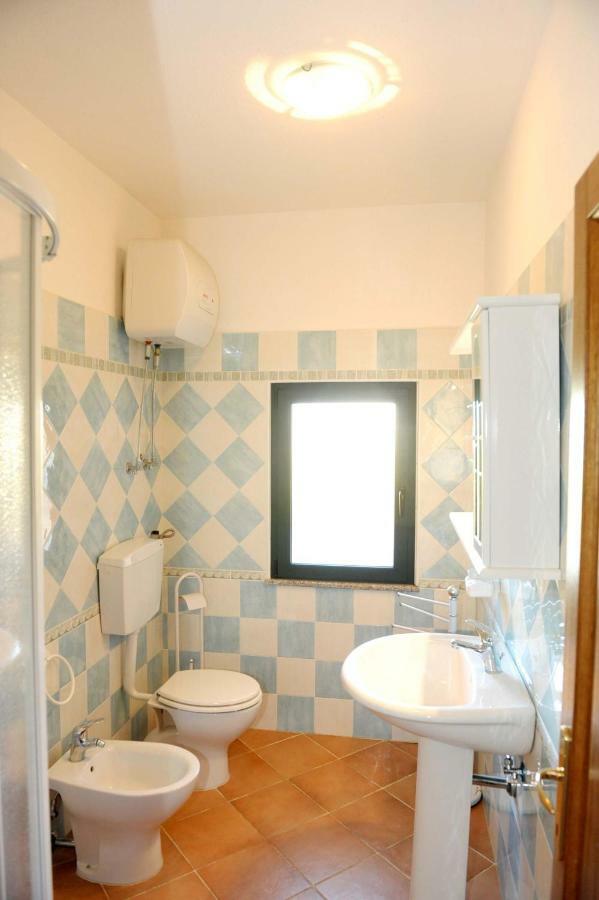 Apartament Via Costantino Budoni Zewnętrze zdjęcie